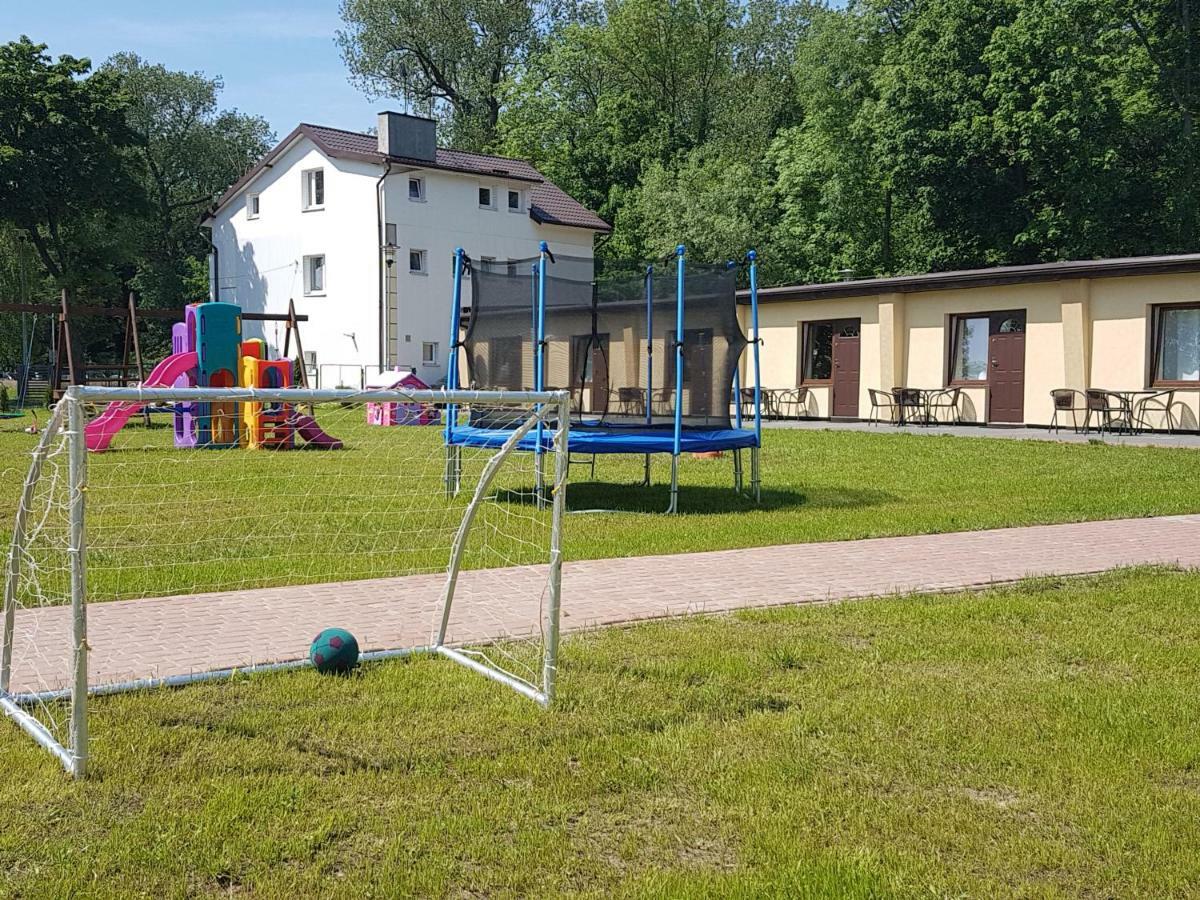 Osrodek Rodzinny "Pod Wydmami" Przy Plazy , Plac Zabaw , Rowery Sarbinowo Luaran gambar